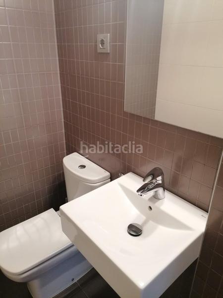 Foto 8f1ae2d8-3277-4e4e-ba55-98eccb7bf820. Alquiler local comercial local centrico en Nucli Urbà Esparreguera