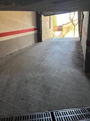 Parking coche en Nucli Urbà. Parking en zona deportiva