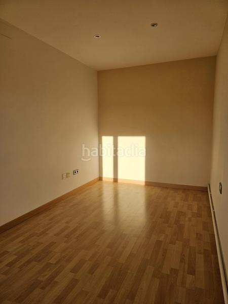 Foto 3c3efc97-c6bd-4464-8b7e-c60db692f43e. Pis a Nucli Urbà Esparreguera