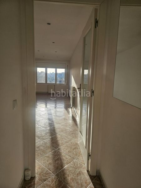 Foto d33acc1d-2dd8-4ec1-a732-a11f0e0f1574. Pis a Nucli Urbà Esparreguera