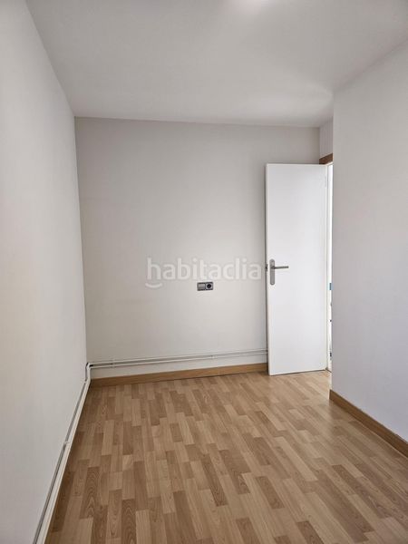 Foto ea9b49b9-7142-4352-9032-ca806f5c57ff. Pis a Nucli Urbà Esparreguera