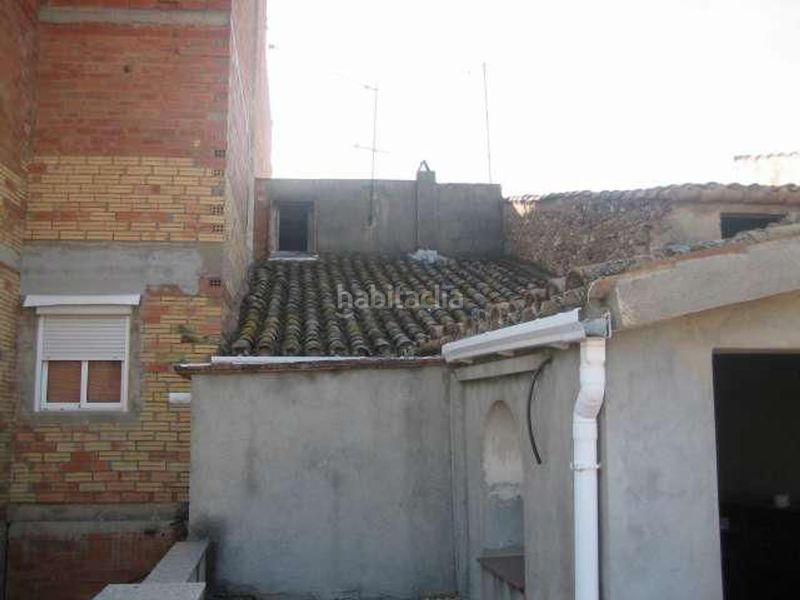 Foto 3bae8599-adf0-45fe-b526-e32333696c39. Chalet in calle de beat domènec castellet 25 in Nucli Urbà Esparreguera