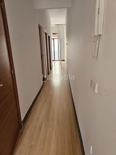 Foto 30fa2e18-a605-4a77-92bc-cf19374500e8. Chalet en Nucli Urbà Esparreguera