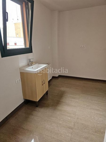 Foto 72ba90de-7c58-4103-9b59-497297f53079. Chalet en Nucli Urbà Esparreguera