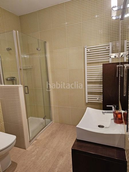 Foto f9b6e23a-93a4-45b5-9c0f-038122497877. Chalet en Nucli Urbà Esparreguera