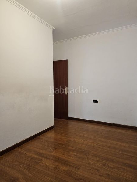 Foto 588b3f3d-8653-46e0-b962-69dd4650ae03. Pis a Nucli Urbà Esparreguera