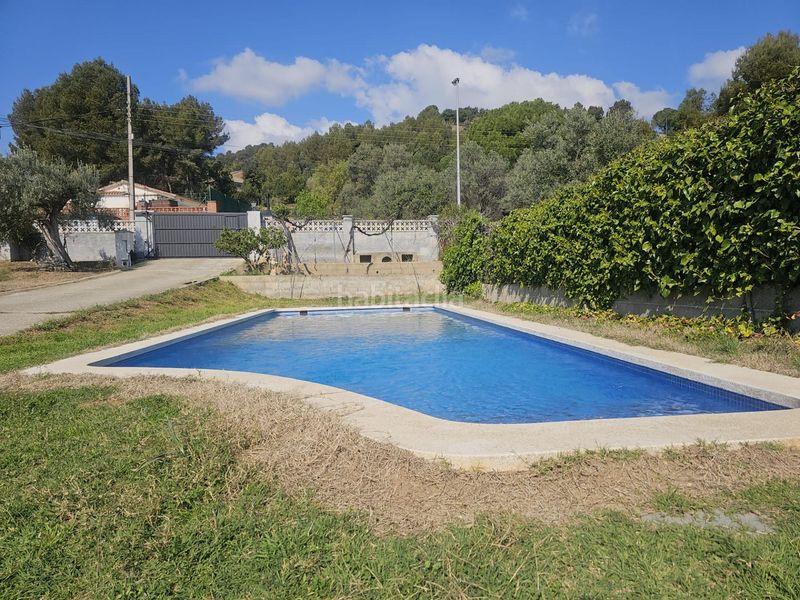 Foto 09ceff63-6ed9-4076-bd75-a19760ff4fec. Casa amb aparcament piscina a Can Vinyals Esparreguera