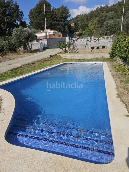 Foto 9c4d8079-057c-46f1-8430-09792cb4fbd3. Casa amb aparcament piscina a Can Vinyals Esparreguera