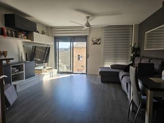 D�plex  Carrer carrer font de la barona. D�plex moderno y luminoso en esparreguera  248.712