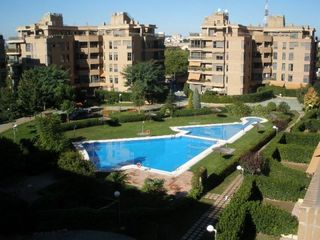 Lloguer Pis a Carrer de la canal de navarrés 451. Piso en cortes valencianas en residencial privado