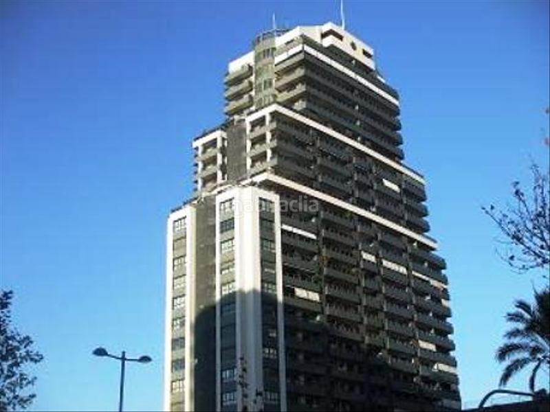 Foto 720c11e9-1cd9-4eff-ae2b-d702378ca7bb. Parking voiture dans carrer de la serrania 35 dans Sant Pau Valencia