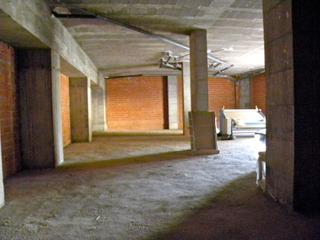 Lloguer Local Comercial a Carrer amics del corpus 11. Local en cortes valencianas