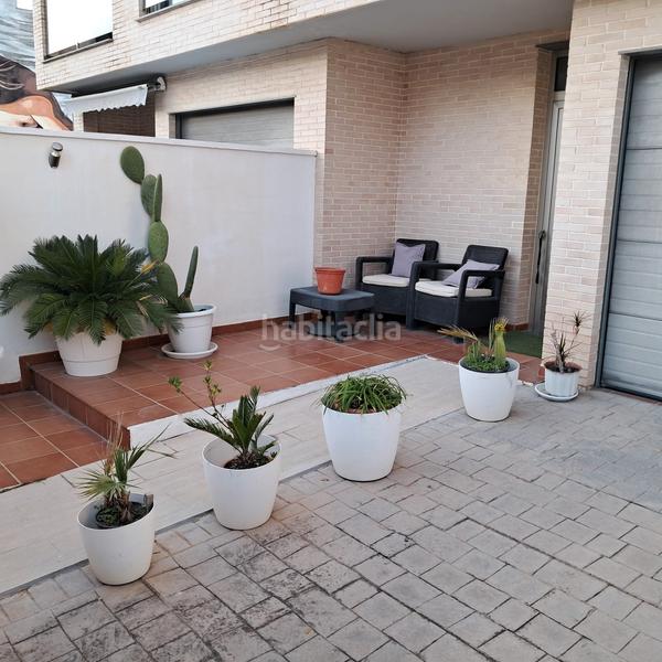 Foto 13d9f202-85c3-44e3-9889-56c6a439be82. Casa adossada amb calefacció aparcament a Nuevo Centro Sagunt