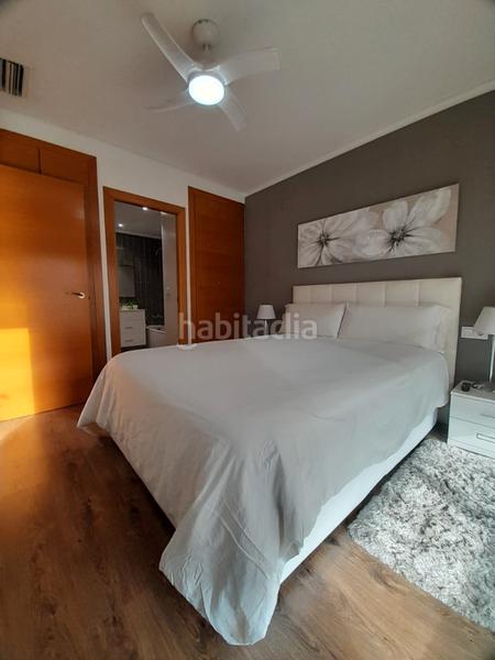 Foto 4fb145c6-08f7-4a66-8802-ed165b95336b. Casa adossada amb calefacció aparcament a Nuevo Centro Sagunt