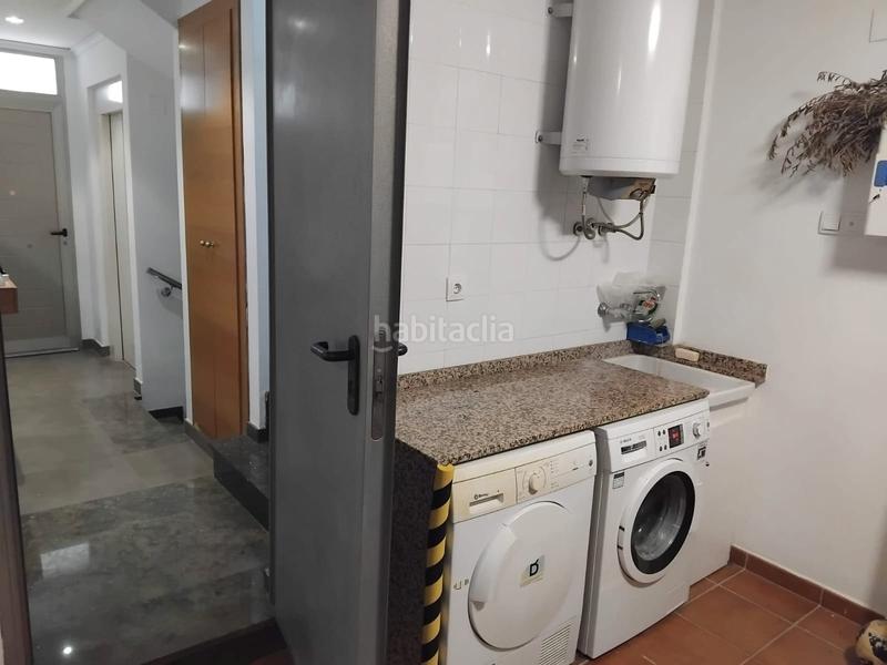 Foto 93842675-cced-46af-84fb-5846ddaad381. Casa adossada amb calefacció aparcament a Nuevo Centro Sagunt