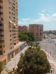 Location Appartement à Carrer de josep bea i izquierdo 3. Piso en alquiler en benicalap