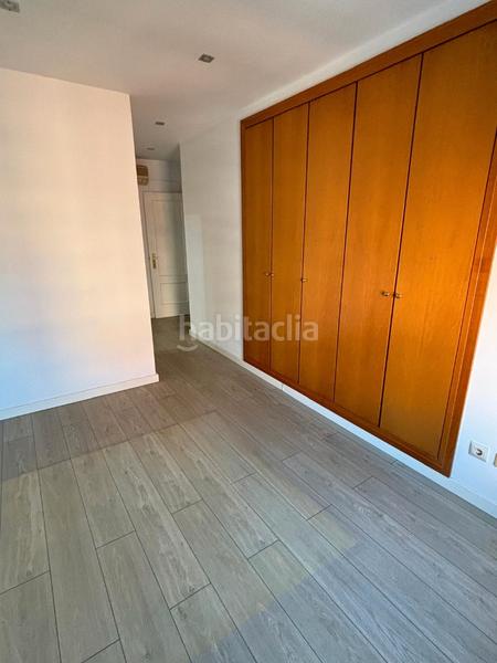 Foto e7047d73-4318-4566-85eb-9c676642049e. Affitto appartamento in carrer de francesc llosa i viguer 42 in Valencia