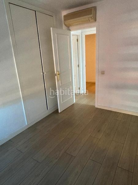 Foto fbd61306-d1be-4431-b450-01b734ce9449. Affitto appartamento in carrer de francesc llosa i viguer 42 in Valencia