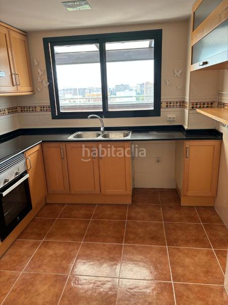 Foto 2fdefd94-eadb-4133-95bf-740a14912d30. Rent flat in carrer de francesc llosa i viguer 42 in Valencia