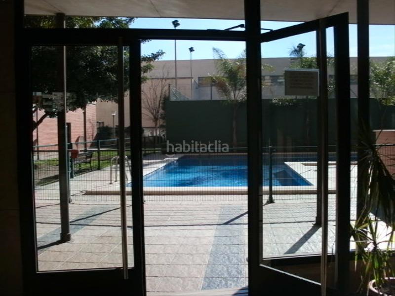 Foto ffec5876-9e3c-4263-9819-30042f6004ca. Rent flat in carrer de francesc llosa i viguer 42 in Valencia