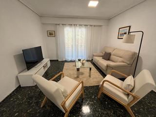 Location Appartement  Carrer de martí l'humà 25. Piso en alquiler en extramurs