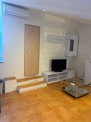 Location Studio  Carrer del matemàtic marzal 2. Estudio en el centro de valencia