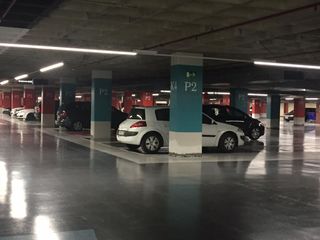 Miete Autoparkplatz in Carrer de la llacuna 161. Parking cc les glories
