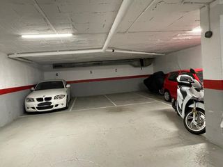 Parking coche en Carrer de l'avenir 22. Plaza parquing en venta