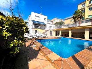 Miete Haus in Califòrnia-Santa Madrona. Casa indepediente masnou