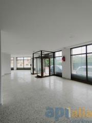 Local Comercial a Carrer cardenal vidal i barraquer 6. Local comercial en venta