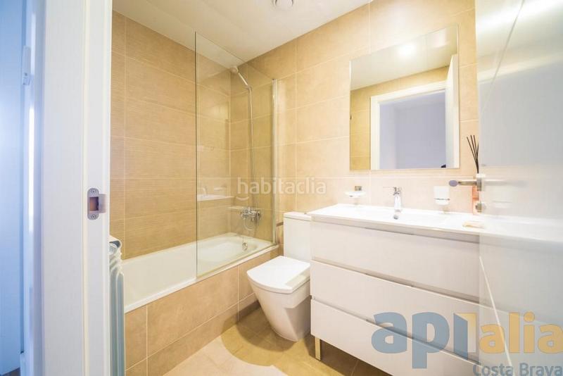 Foto c2e57143-45d3-4f1d-a539-710cc7d00ef8. Casa adossada amb calefacció aparcament piscina a Platja d´Aro