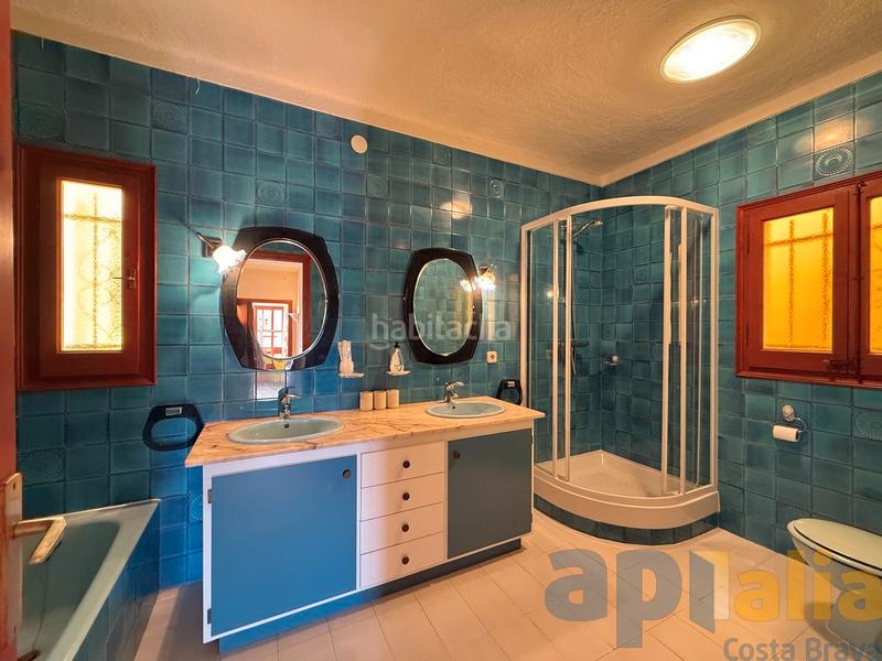 Foto 9ce422c1-c4e4-4c8f-ad1b-3c41ef0eece4. Xalet amb xemeneia calefacció aparcament piscina a Calonge