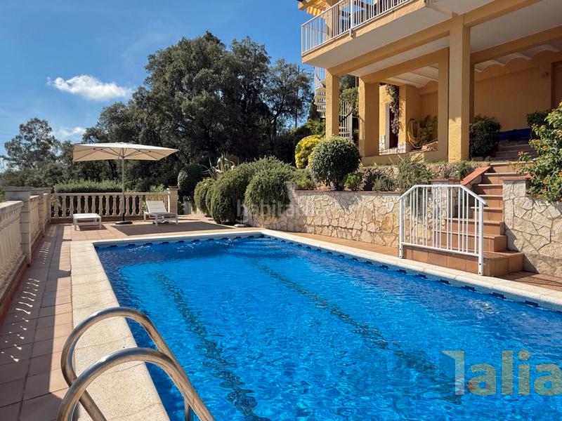 Foto aae34851-c5b6-4679-8407-717aecd8aa58. Xalet amb xemeneia calefacció aparcament piscina a Calonge