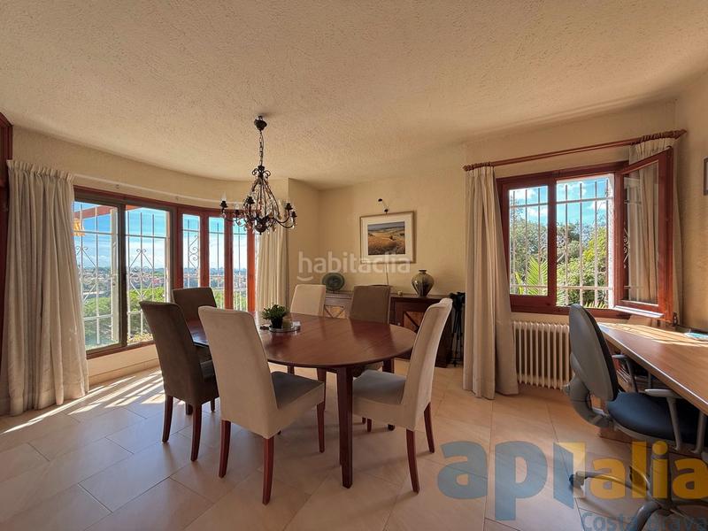 Foto d7d71a9b-52a0-4b75-abd4-64eb0406a9af. Xalet amb xemeneia calefacció aparcament piscina a Calonge