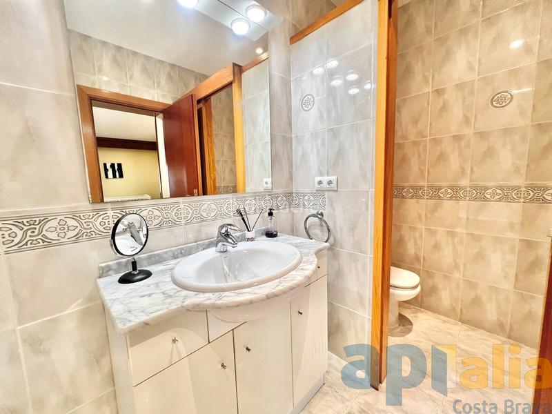 Foto 7aac078e-b360-41a4-b4e9-ed50f037bc47. Casa adossada a carrer d'adrià álvarez 7 a El Pedró Palamós