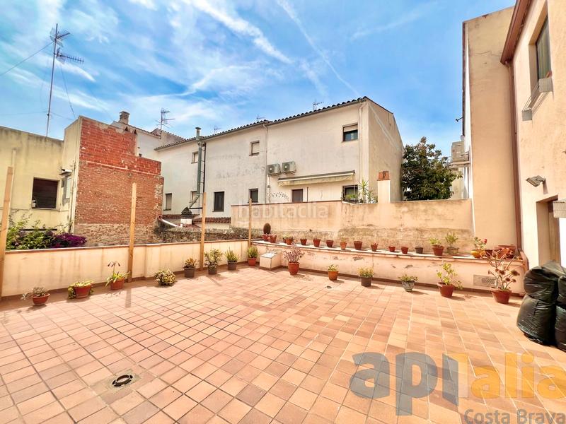 Foto d504f038-5d80-4327-9f02-d560885f489f. Casa adossada a carrer d'adrià álvarez 7 a El Pedró Palamós