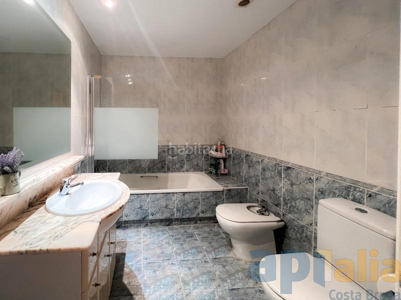 Foto 5bbc0399-20e1-4acb-bf32-029ef25c3035. Appartamento con riscaldamento parcheggio in Eixample Sant Feliu de Guíxols