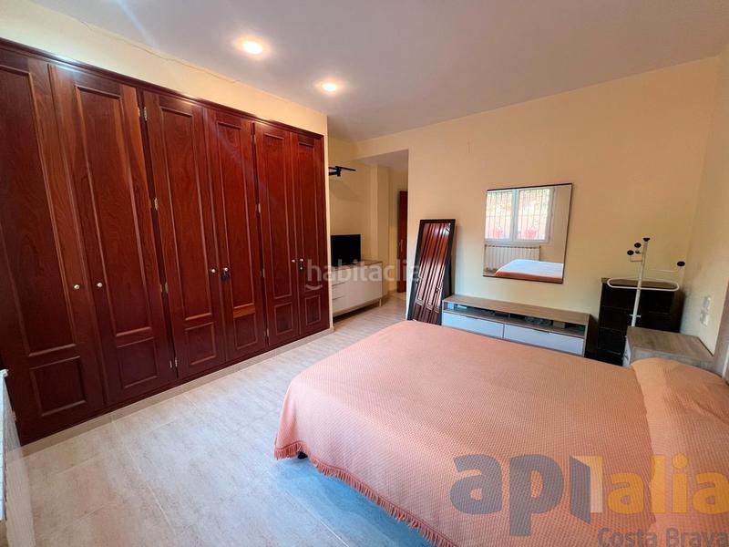 Foto 8804cb3a-8521-456e-b21d-cd3f11bf4ec1. Appartamento con riscaldamento parcheggio in Eixample Sant Feliu de Guíxols