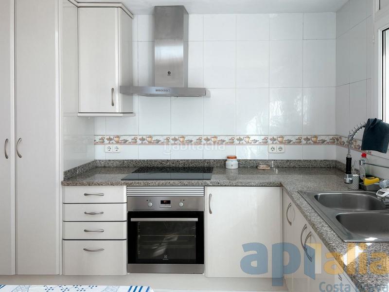 Foto ac83d16a-910a-4316-86e8-b3985a5075ae. Appartamento con riscaldamento parcheggio in Eixample Sant Feliu de Guíxols