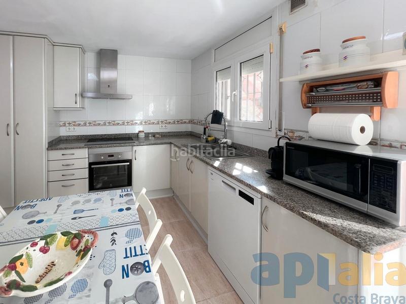 Foto cc2c736f-77fb-4faa-b894-ce2443224ab4. Appartamento con riscaldamento parcheggio in Eixample Sant Feliu de Guíxols