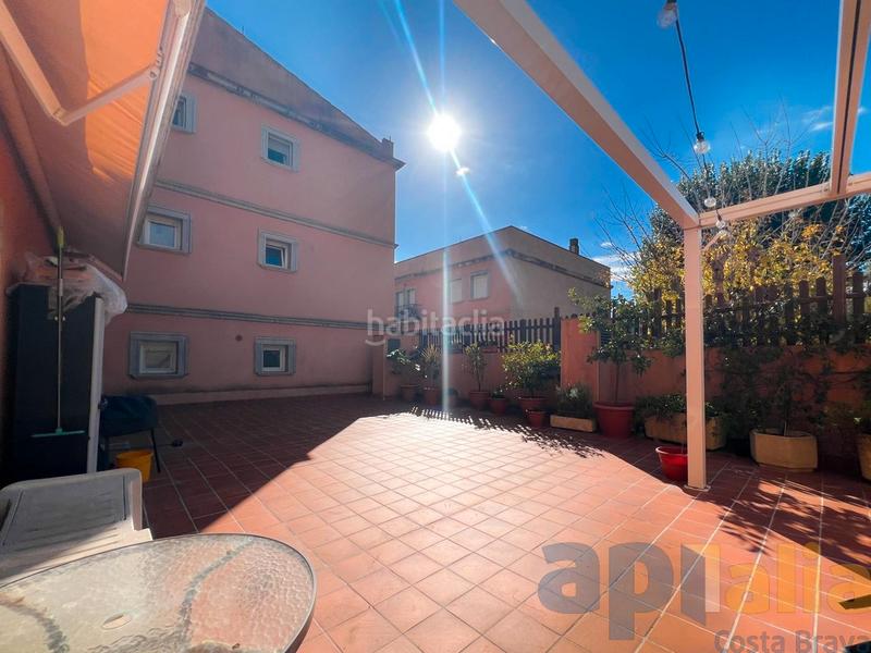 Foto e6e35bc3-87f3-4740-8f72-b32f29ad2a91. Appartamento con riscaldamento parcheggio in Eixample Sant Feliu de Guíxols