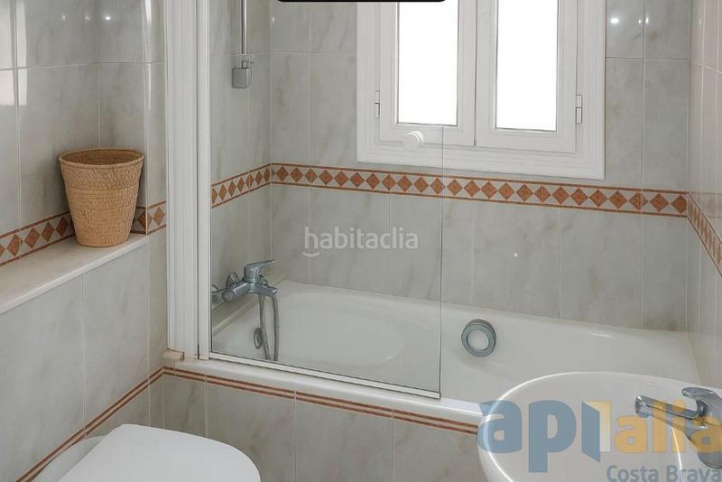 Foto 50c0db39-9b9d-4829-adb3-85e83c317626. Etagenwohnung in Eixample Sud-Migdia Girona
