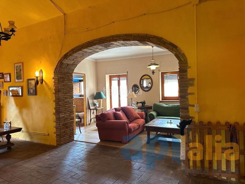 Foto 267e0965-1fb7-4ad0-930f-cd75bf3ba3f0. Mas avec cheminée chauffage parking dans Sant Joan de Mollet