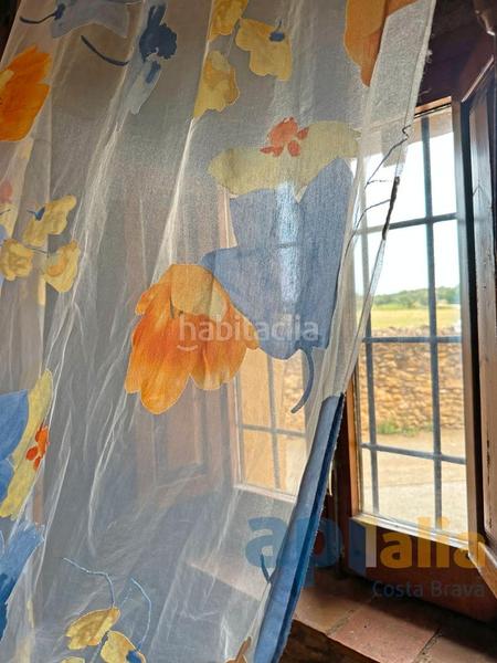 Foto 5b984b8a-2a91-4b2d-8a78-0a132cfc82f4. Mas avec cheminée chauffage parking dans Sant Joan de Mollet