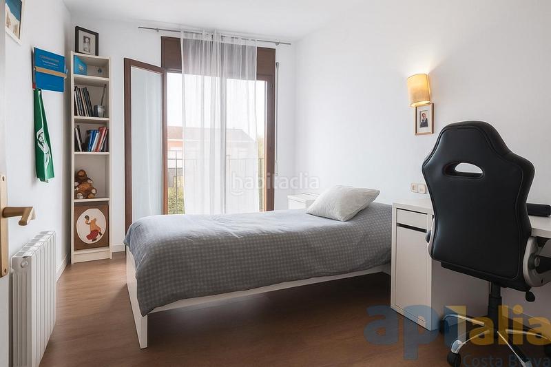 Foto 2241b994-ad27-4e4b-8f0a-a03bcae29913. Flat with heating in Poble Calonge