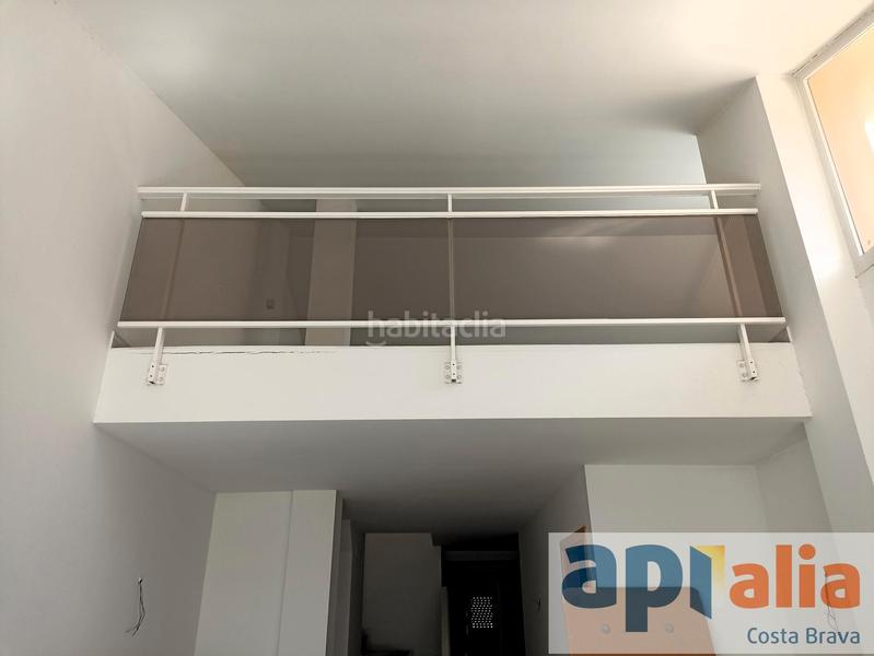 Foto 241b73c5-9983-4c28-91f2-bff16418cb14. Àtic amb calefacció aparcament a Avinguda Catalunya Palamós