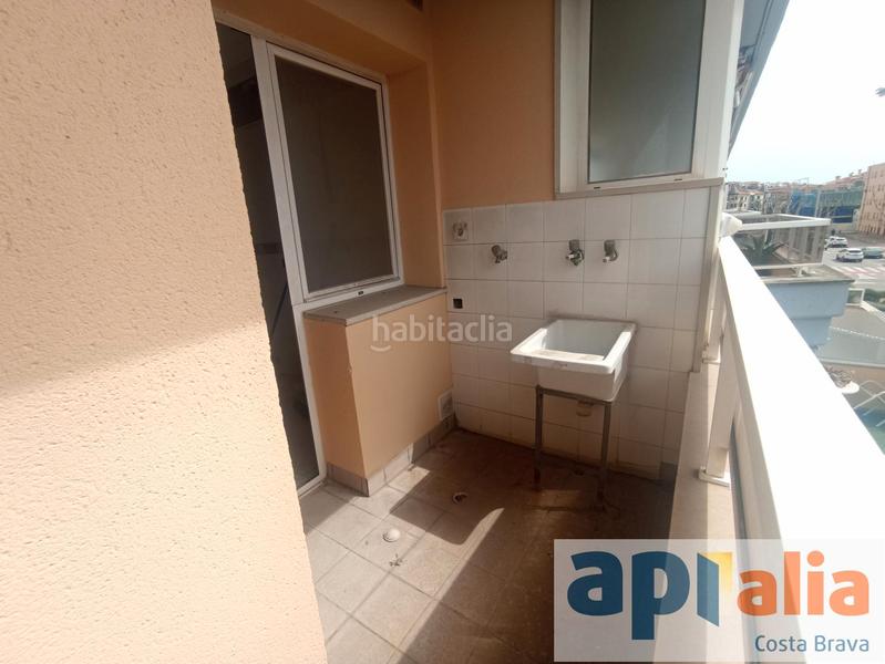 Foto d8473192-45f3-4d1b-94d2-7e390a68ba34. Àtic amb calefacció aparcament a Avinguda Catalunya Palamós