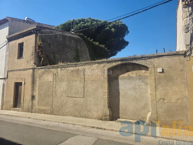 Foto c4e04afb-6f81-4dca-9dc3-46db544fd8fd. Residential plot in carrer d'enric lluís roura 7 in Calonge