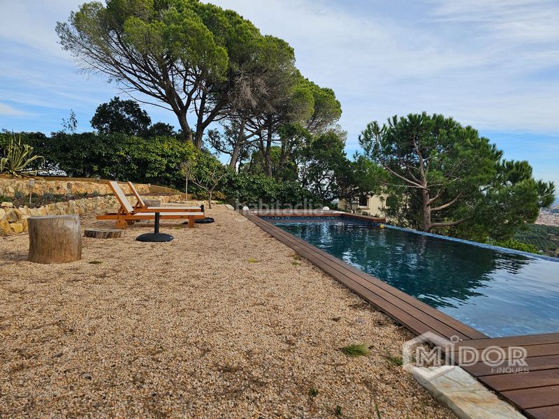Foto fb91cdb6-7682-4966-b0a4-b53db16e1d0f. Alquiler chalet casa con piscina y vistas a mar en Sant Feliu de Guíxols