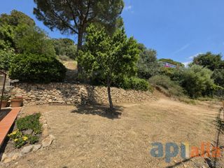Terreny residencial a Carrer de la selva 108. Parcela en mas ambrós (calonge)